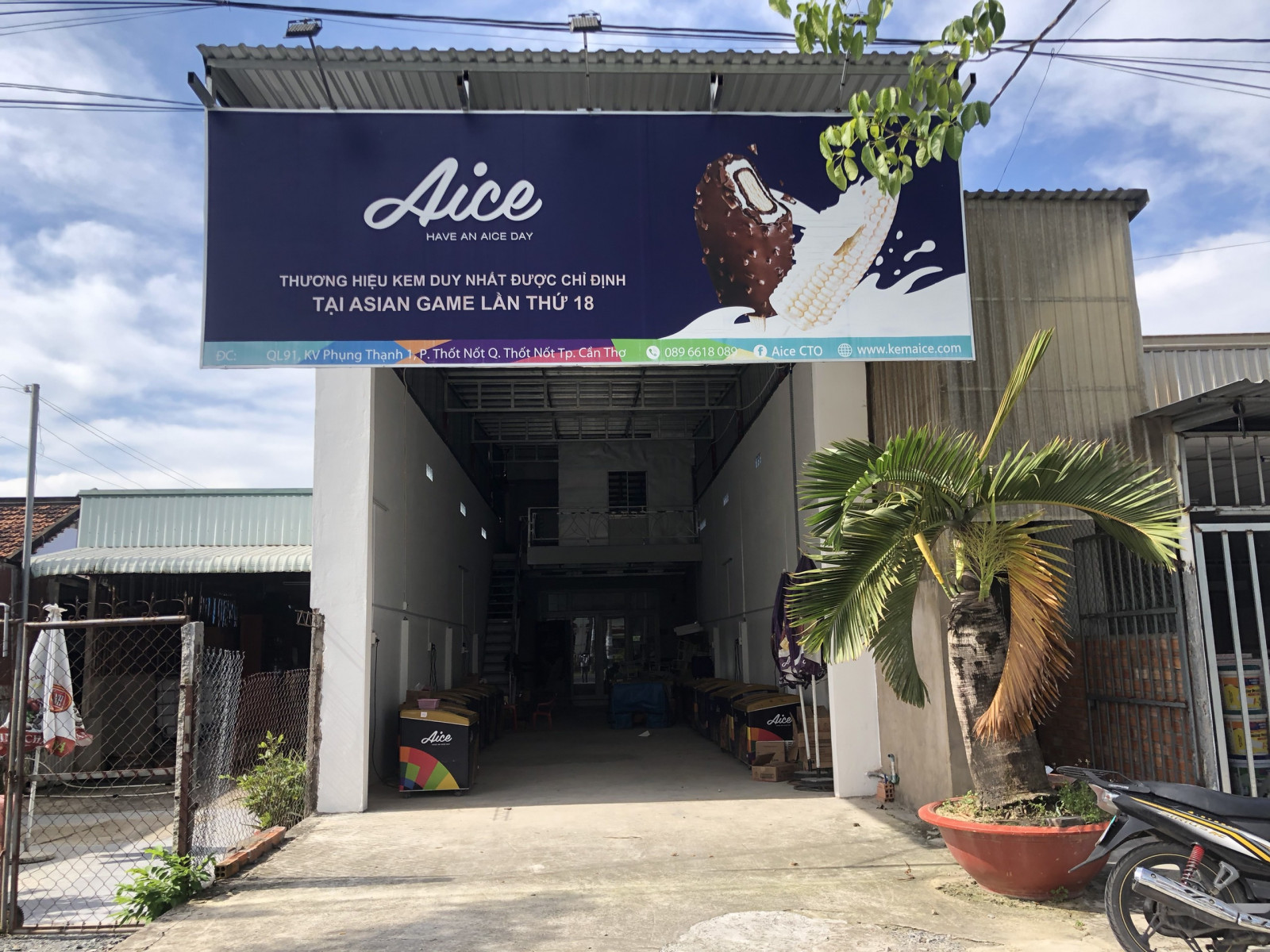 Hệ thống cửa hàng